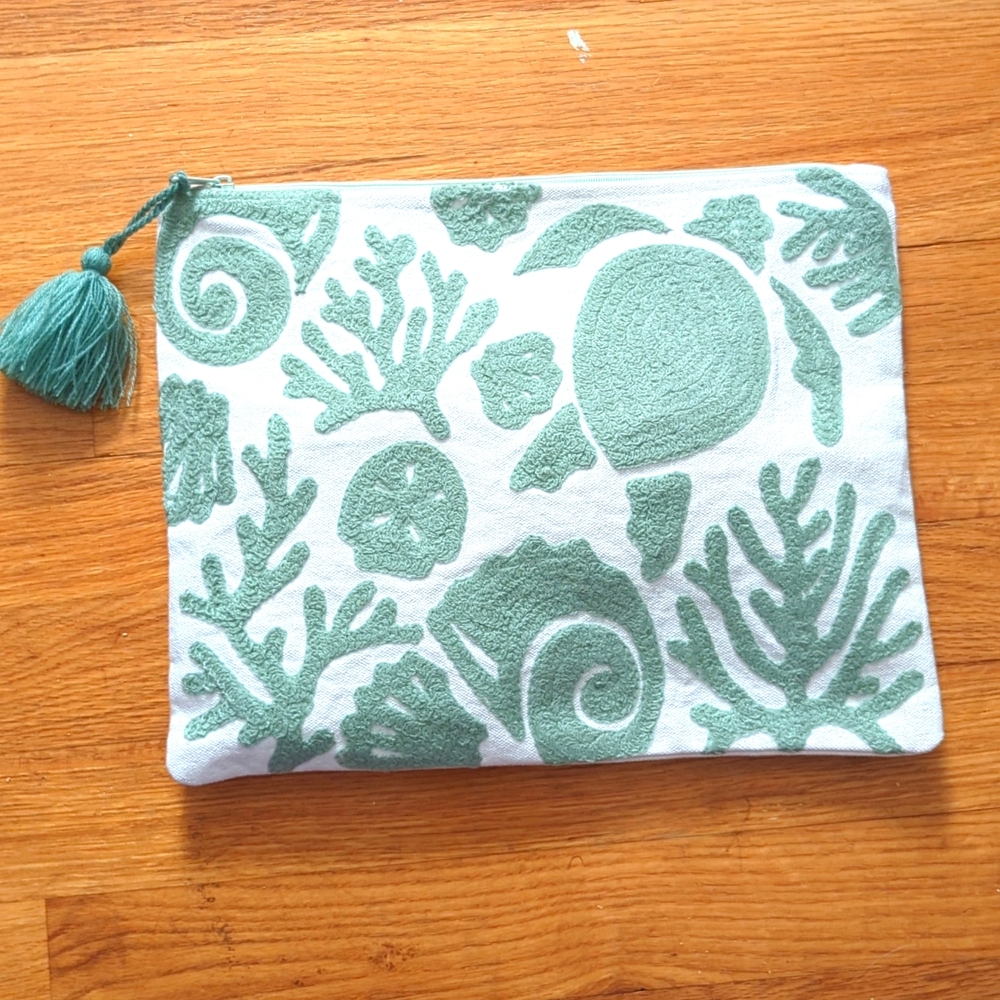 Fabric Nautical Clutch